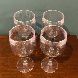 Set of 4 Large heavy duty plastic wine glasses / goblets